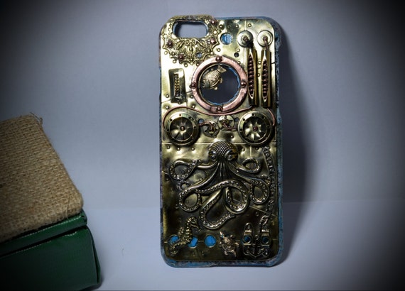 Steampunk case iPhone " Octopus " ,technology vapor. by MagenKening steampunk buy now online