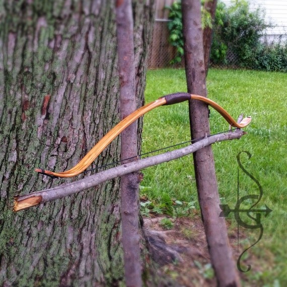 Customized Traditional Recurve Bow You by GreenwoodBowcraft