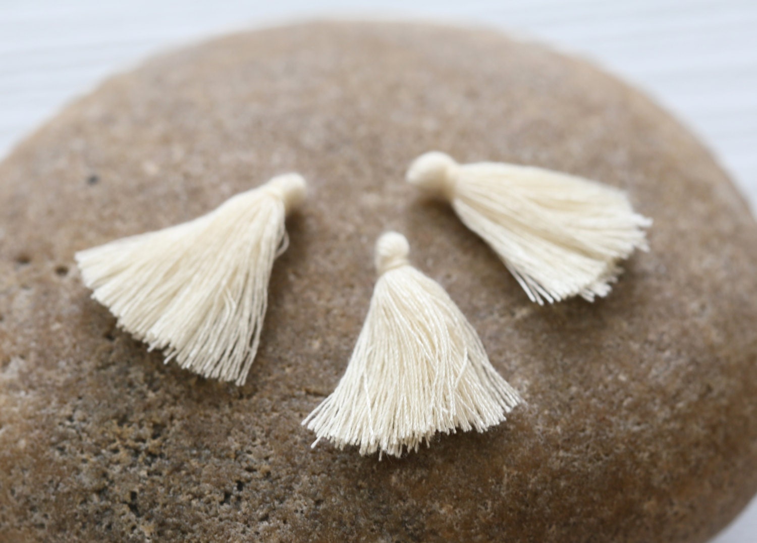 Mini Tassels 5 Pieces Tiny Cream White Tassels Cotton