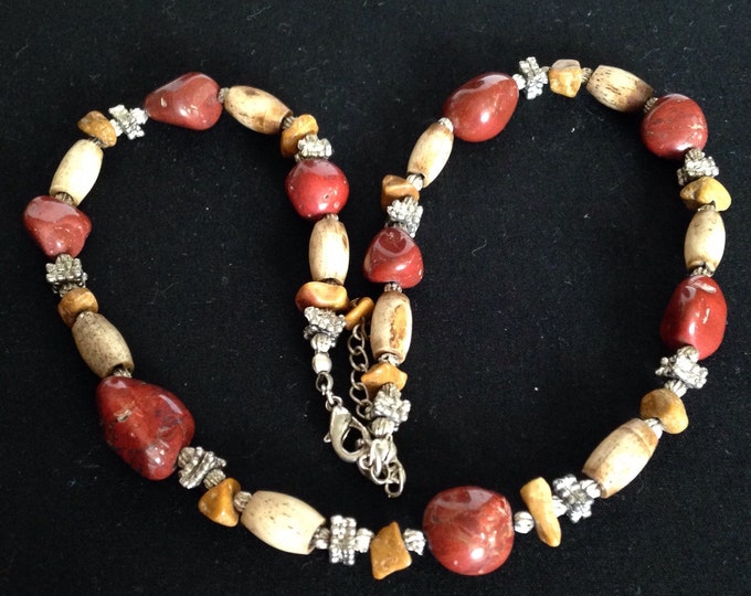 Storewide 25% Off SALE Vintage Silver Tone Polished Maroon Stone Adjustable Necklace Featuring Unique Wooden Bead Design Accents