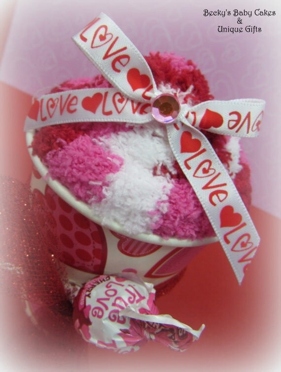 Valentine Sock Cupcakes Fuzzy Socks by BeckysBabyCakesandUn