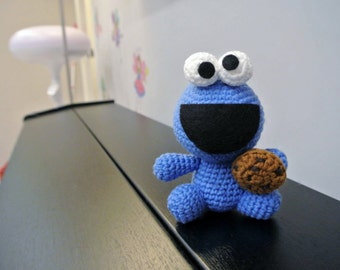 Crochet Cookie Monster Amigurumi - Handmade Crochet Amigurumi Toy Doll - Sesame Street - Cookie Monster Crochet - Amigurumi Cookie Monster