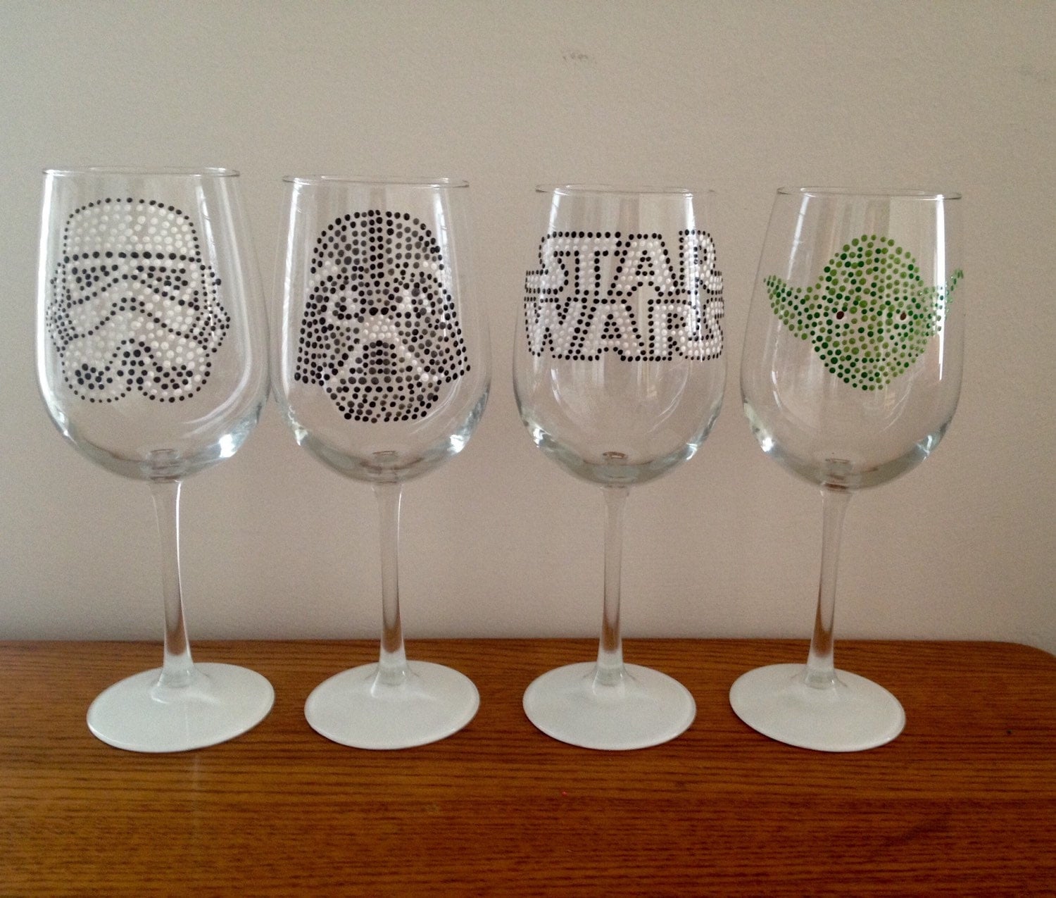 Star Wars Set of 4 White Wine Glasses
