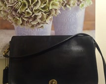 coach hobo clutch-3-speed