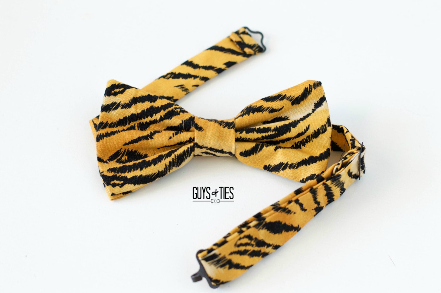tiger bow tie animal print bow tie self tie bow tie pre