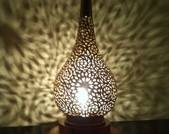 Authentic Moroccan Brass Table Lamp, Oriental Lightning, Romantic Lightning, Arabic Lightning MEDIUM