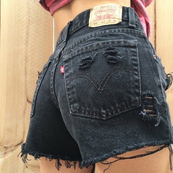 Levis 550 black shorts Clearance
