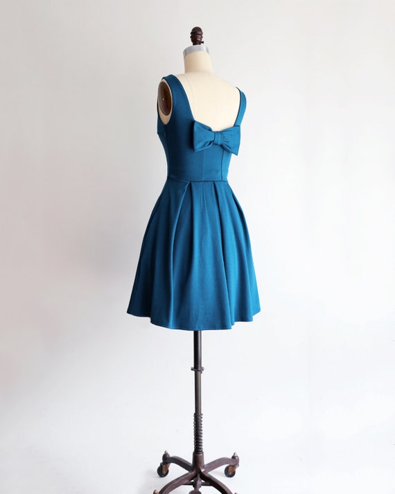  JANUARY  Teal bridesmaid  dress  with bow vintage by 