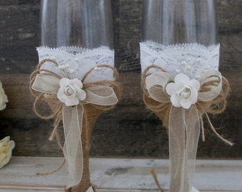 Wedding Glasses Toasting Flutes Champagne Glasses Burlap and Lace Glasses Rustic Wedding Champagne Wedding reception Bride Groom Glasses