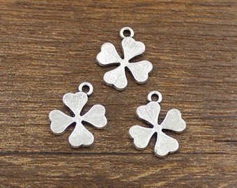 20pcs Four Leaf Clover Charm Antique Silver Tone 15x18mm - SH152