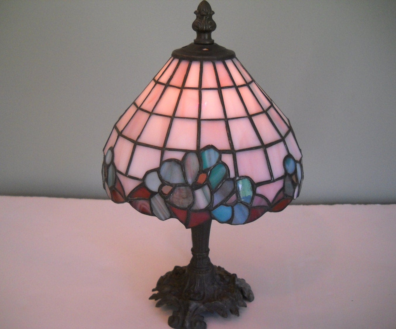 Stained Glass Accent Lamp