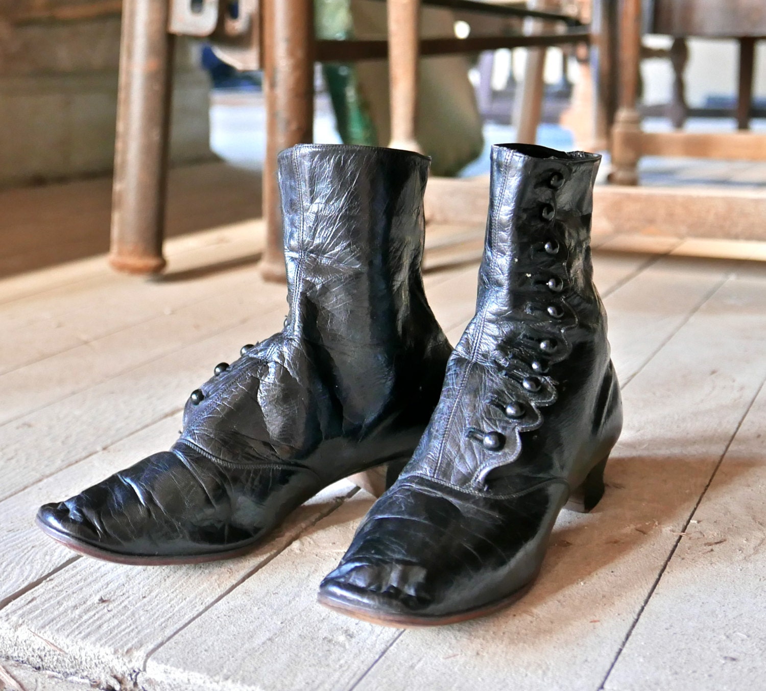 victorian style boots with buttons
