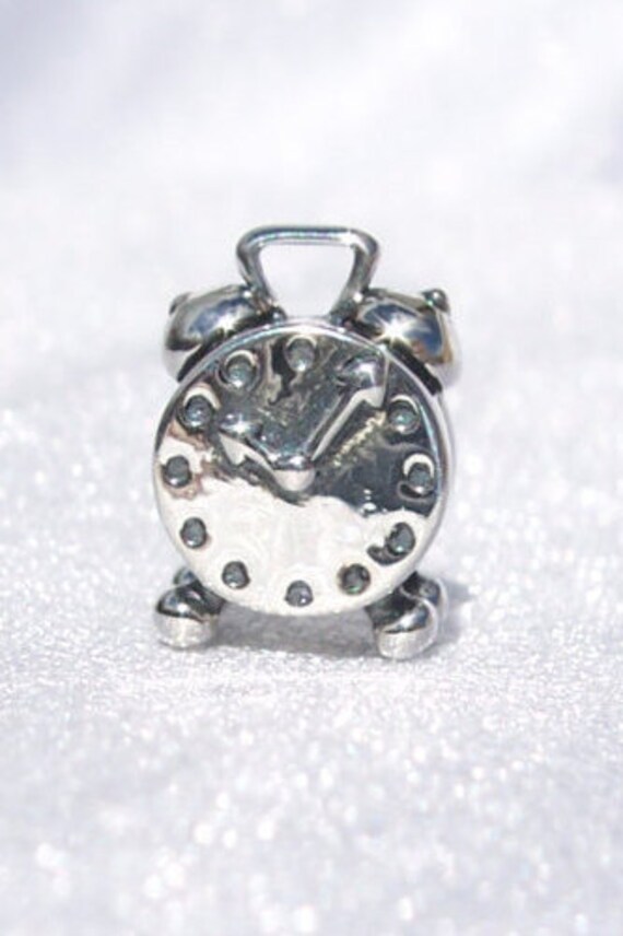 Pandora ALARM Clock Retired Wake Up Retro High Fashion Vintage