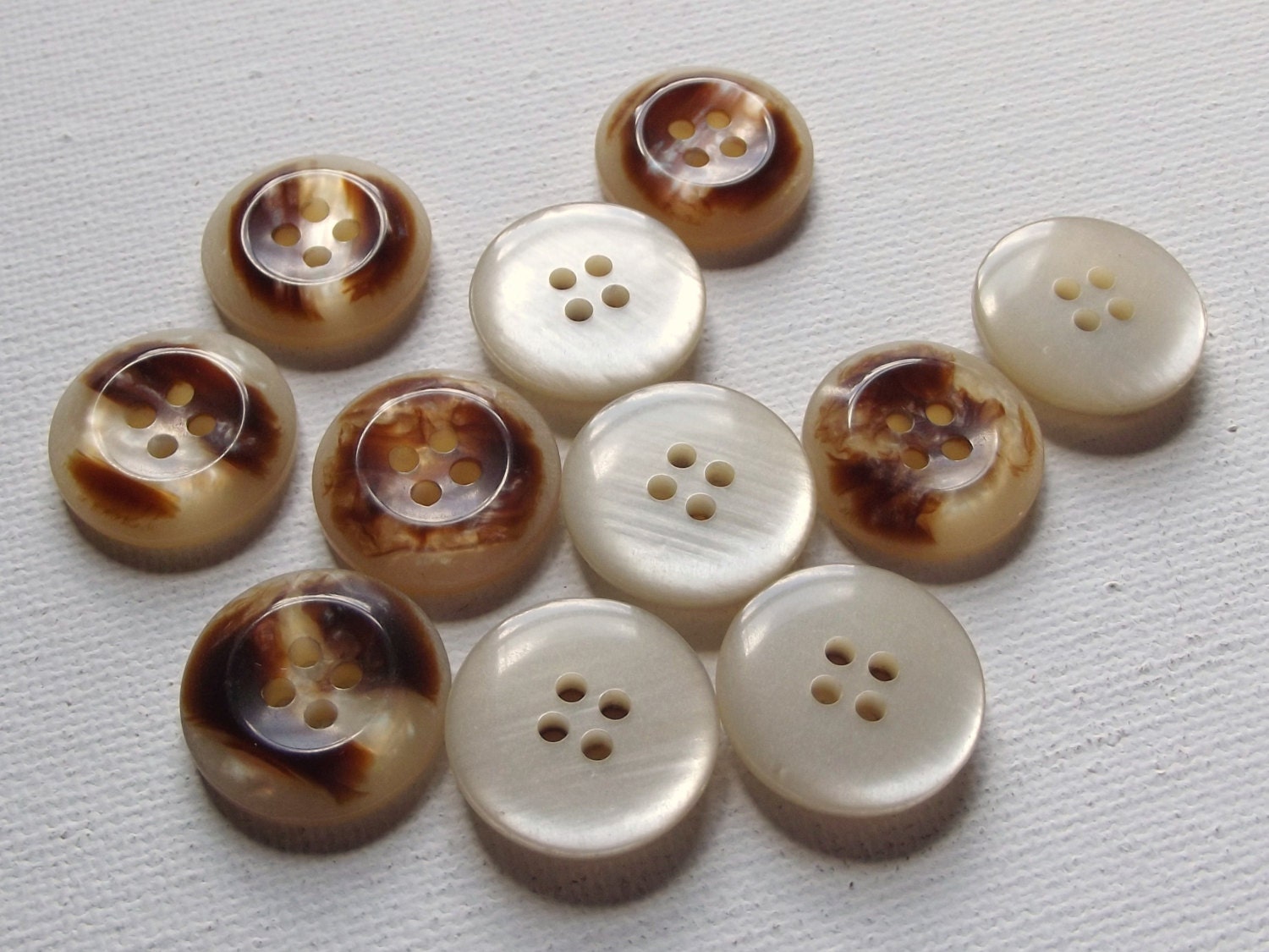 10 Vintage shiny tortoise shell brown buttons / mixed media