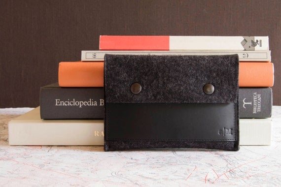 Felt and leather PASSPORT WALLET, passport case, charcoal and black, wool felt, handmade, made in Italy