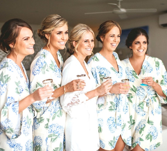 Bridesmaid Robes Luxurious Short Kimono Robe Hydrangea BLUE