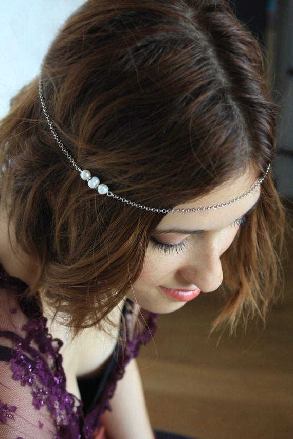 Bridal delicate head jewelry chain ivory genuine culture