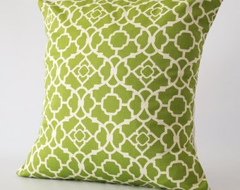 Green decorative pillow, green pillow, green pillow cover, throw pillows, cushion, decorative pillows