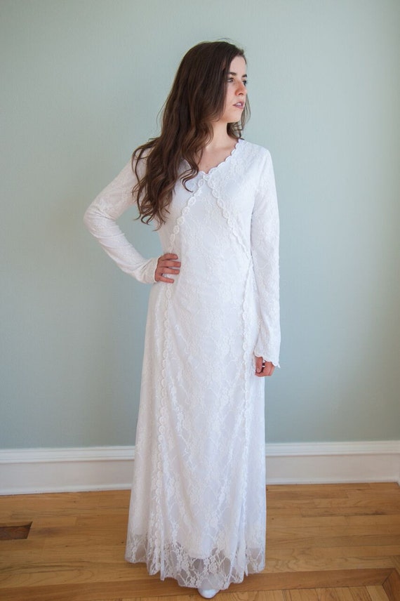 Baby's Breath Temple Dress