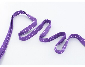 Bias of Lawn Violet with white polka dots, per metre