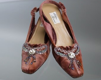 Deluxe Velvet Shoes, Marie Antoinette Shoes, 18th Century Shoes, Marie Antoinette Costumes, Marie Antoinette Dress, Historical Costume