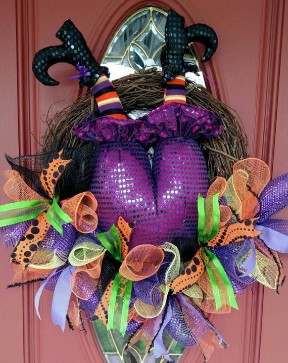 Witch butt wreath. Witch legs wreath. Witch wreath. by CraftyDuty
