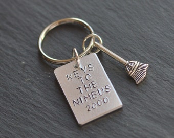Harry Potter Keyring, Nimbus 2000, Harry Potter Gift, Broomstick Keychain, Harry Potter Keychain, Keys to the, Geeky Gift, Hogwarts, Cosplay