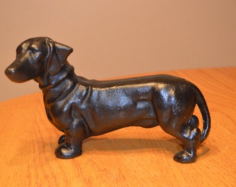 Vintage Cast Iron Dachshund Wiener Dog Bank (R)