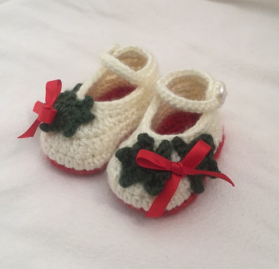 Crochet christmas baby booties size 03 months by ebbcrochet