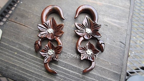 Hanging gauge earrings Clearance