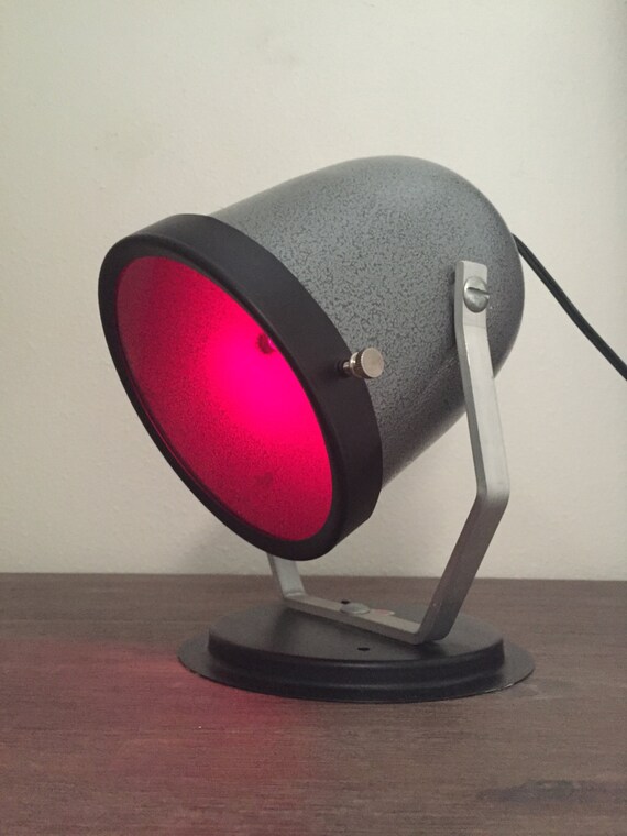 Items similar to Vintage Lighting; Star XRay Darkroom Safelight