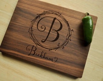 Personalized Cutting Board, Custom Cutting Board, Personalized Wedding Gift, Housewarming Gift, Anniversary Gift, Monogram, Engraved Walnut