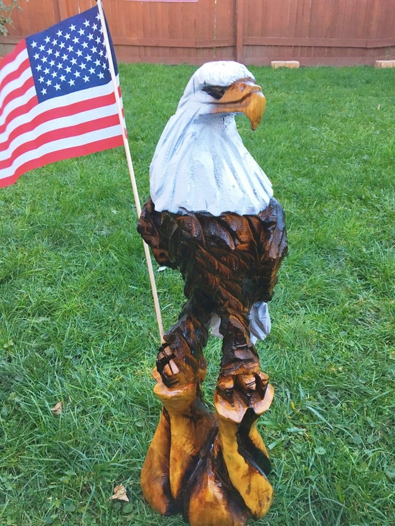 AMERICAN BALD EAGLE chainsaw carving sculpture by CarvingGarden