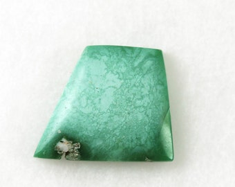 Natural Variscite cabochon / Designer freeform cut / Green with subtle matrix / 21.75 X 18.5 mm, 4 mm (cab116)