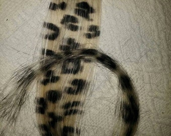 1 x clip in human hair extension. Leopard print hand painted unique. Blonde and black 1.5