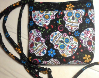 Sugar Skulls crossbody bag, Dia de los Muertos Crossbody pouch, Sugar Skulls Purse, handmade skulls bags, Small Calavera Crossbody Purse