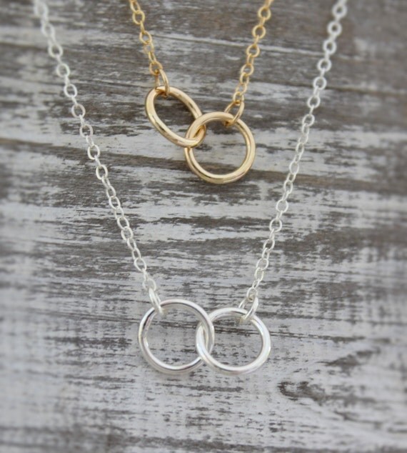 Interlocking Circle Necklace Eternity Necklace by 3rdAveDesigns