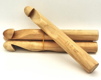 Giant Knitting Needles, 25mm Crochet Hook, crochet needles, large Crochet Hooks, giant knitting, Super Big Wood Needle, extreme crochet hook