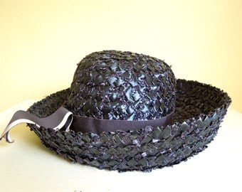Vintage Ladie's Straw Hat Navy Blue Hat, Grosgrain Ribbon, Madeline Style, Lansburgh's Washington