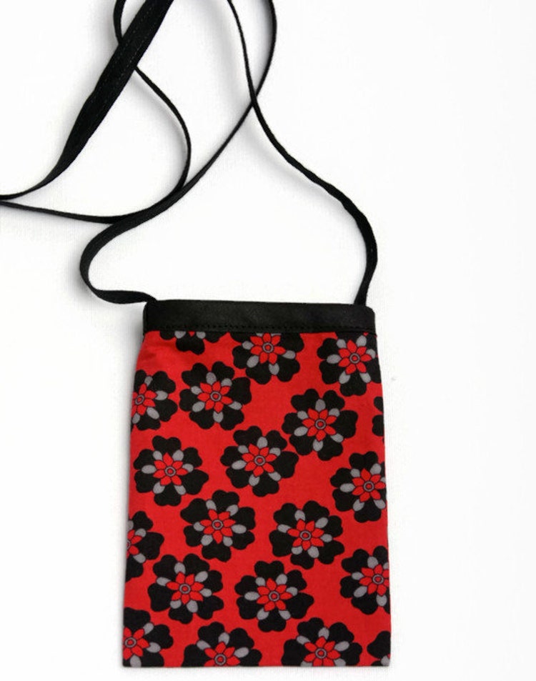 phone carrier purse