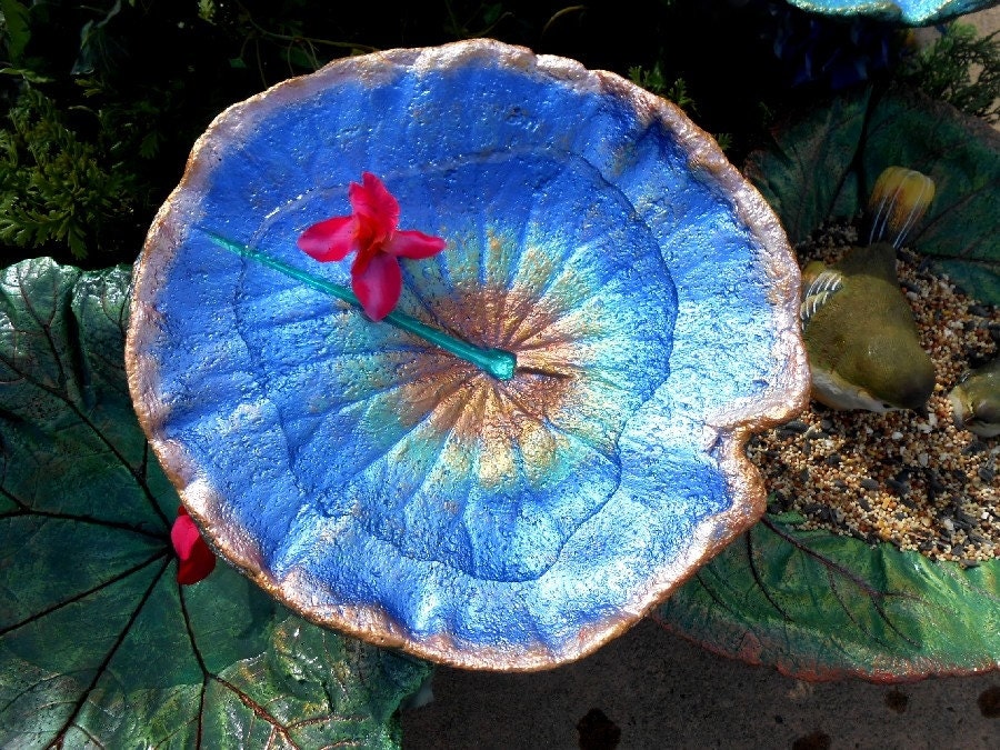 Concrete Leaf Bird bath stands on pole in garden or pots