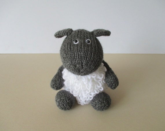 Loopy Sheep toy knitting pattern
