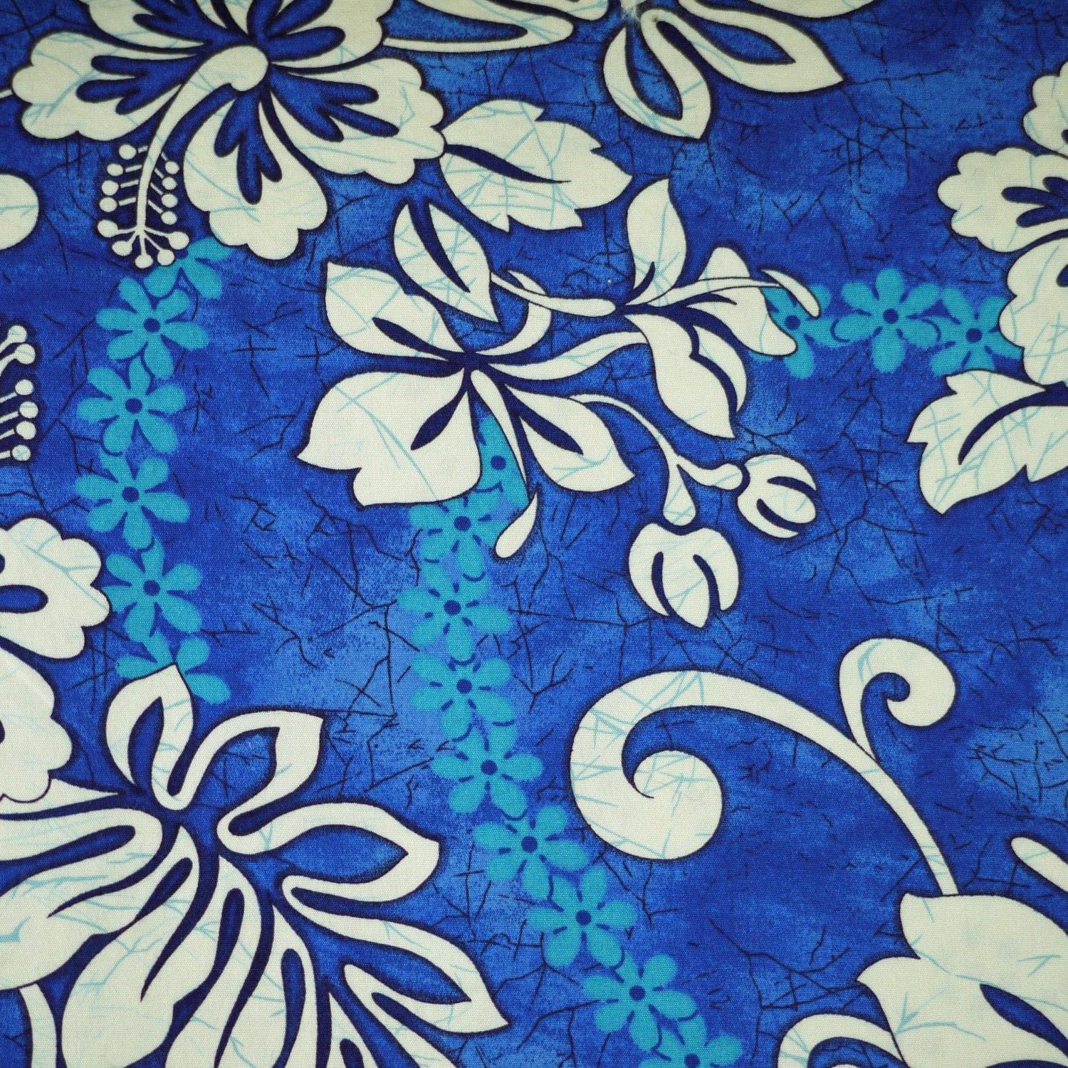 blue hawaiian print