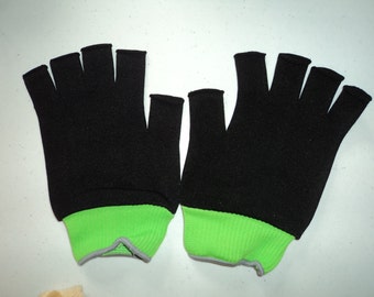 Ash Ketchum Diamond Pearl Gloves Adult M-L sz