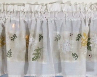 Falling Leaves Valance