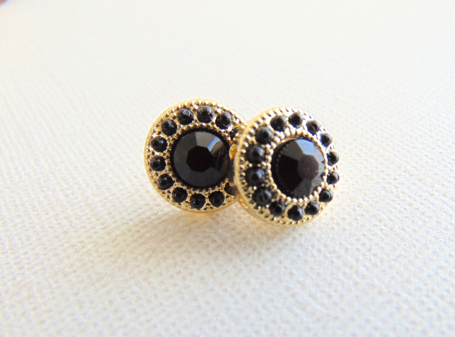 Gold Black stud earrings Vintage style round post Earrings