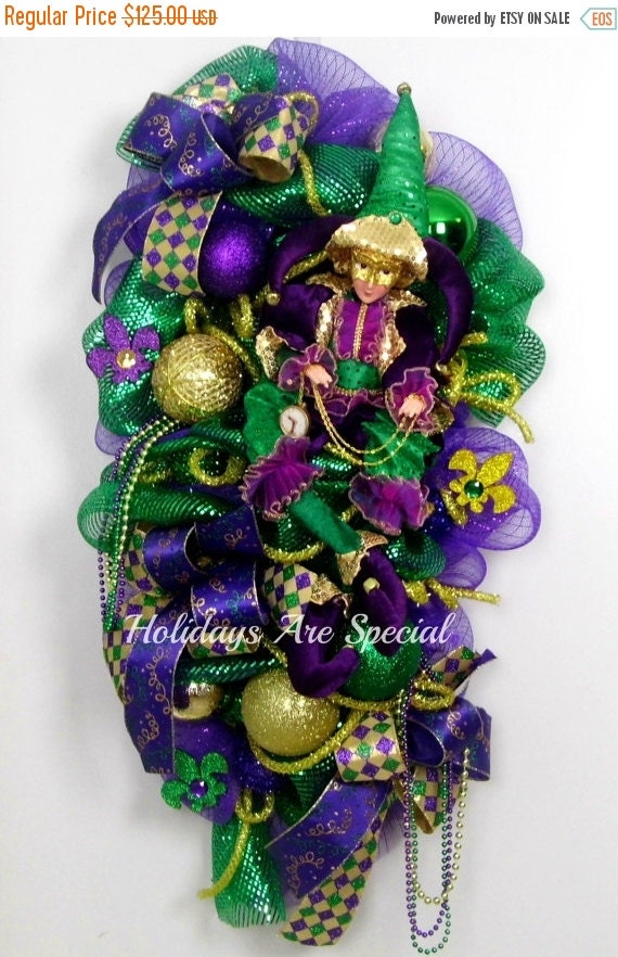 mardi gras swag wreaths