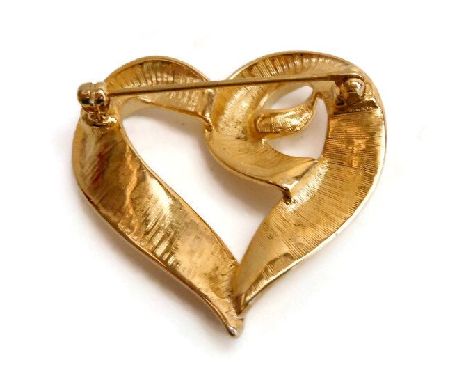 FREE SHIPPING Gold heart brooch, gold tone, open heart pin, wavy dimensional, ribbon heart, figural brooch, shiny gold