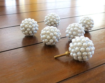 Large Pearl and Silver Dresser Drawer Knob / Dresser Pull / Drawer Knob / Nursery Decor / Girl's Room / Cabinet Pull / Cabinet Handle