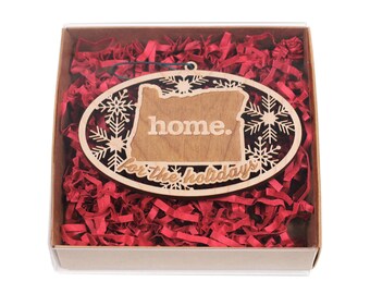 Engraved Oregon Wood Christmas Ornament